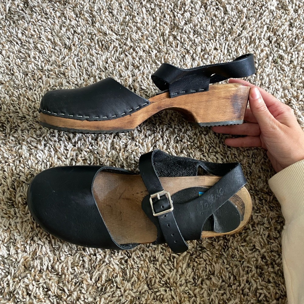 Black Leather Low Wood Clogs